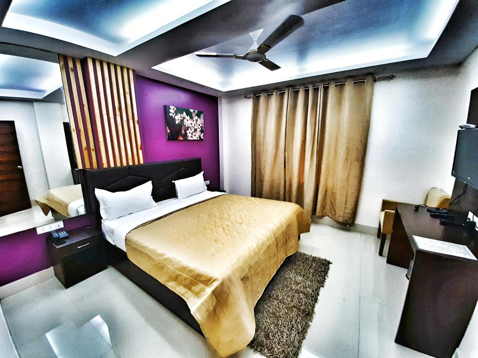 ניו דלהי Airport Hotel Delhi Aerocity, 15 Mins Yashobhoomi מראה חיצוני תמונה