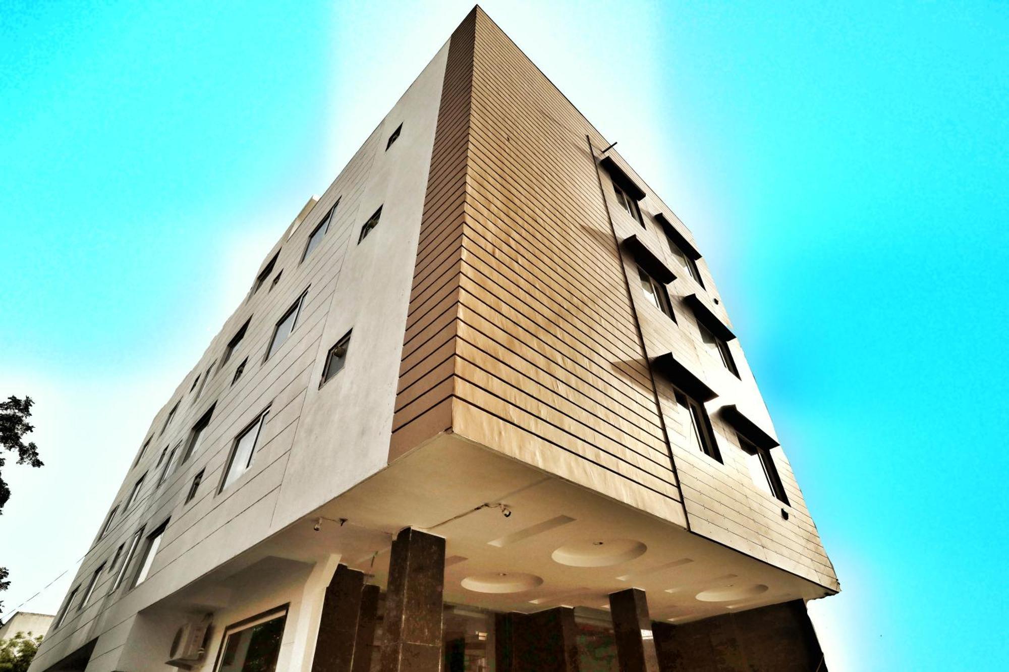 ניו דלהי Airport Hotel Delhi Aerocity, 15 Mins Yashobhoomi מראה חיצוני תמונה