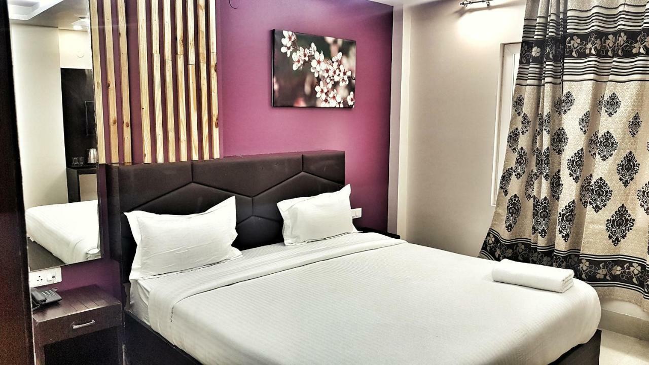 ניו דלהי Airport Hotel Delhi Aerocity, 15 Mins Yashobhoomi מראה חיצוני תמונה
